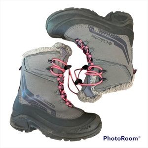 SOLD: Columbia Youth Bugabooot IV Winter Boot Size Youth 2